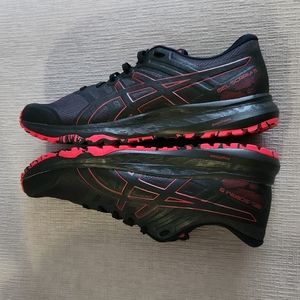 Asics gel scram 5 NWOT